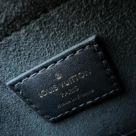 NWT Louis Vuitton Locky BB - Picture 8 of 15